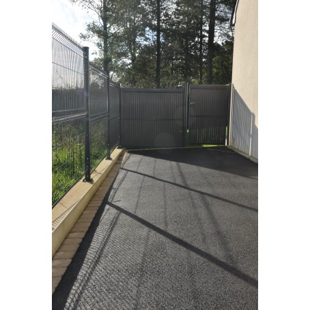 Clôture grillagée avec pose sur muret et portillon gris anthracite