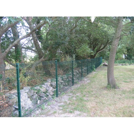 Clôture grillagée verte