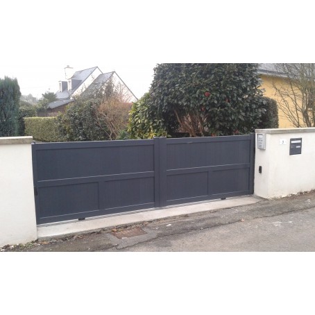 Portail remplissage plein deux vantaux gris anthracite