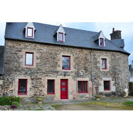 Ensemble de fenêtres en PVC de couleur rouge